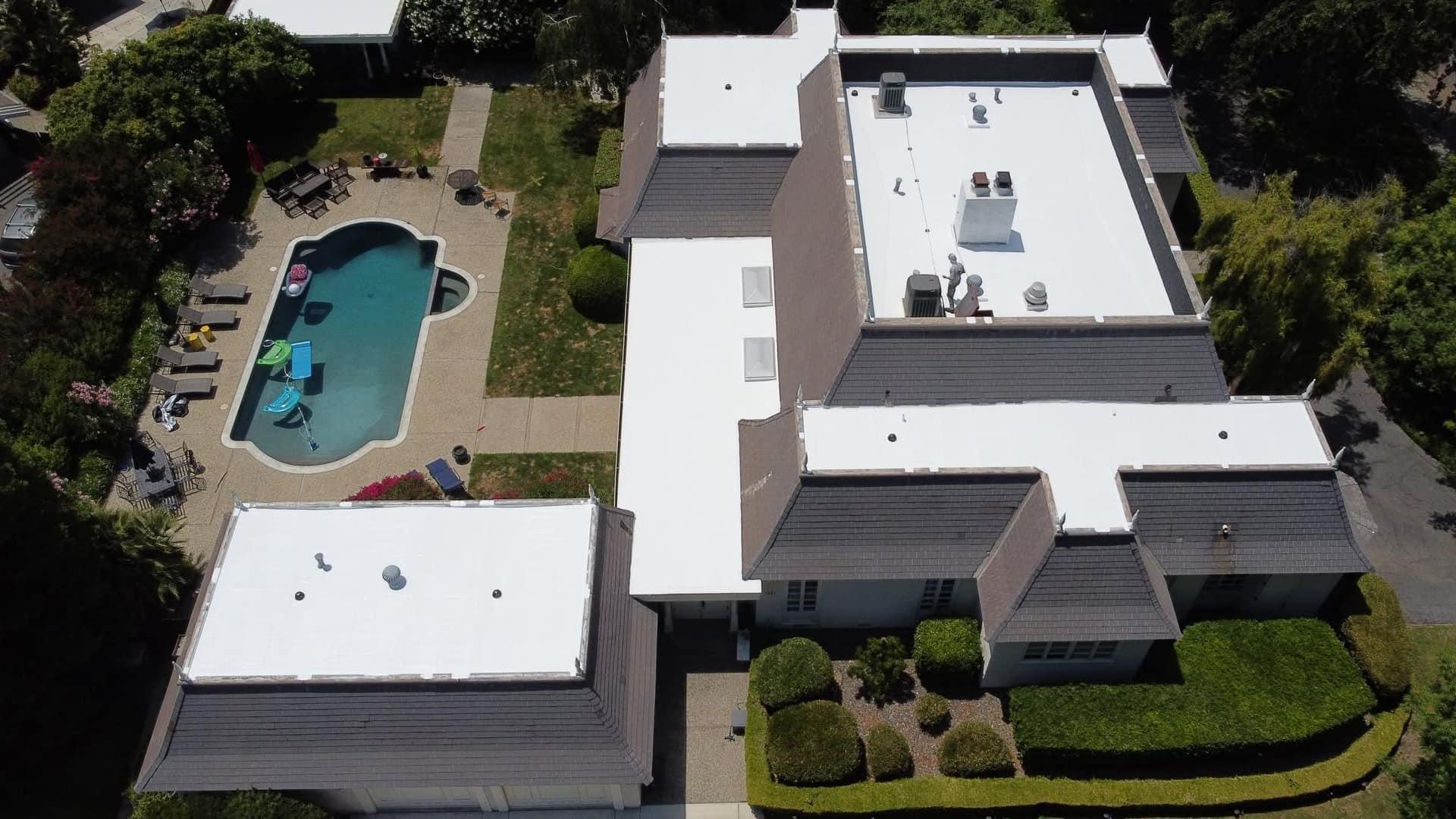California Flat Roofs Banner